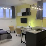 Apartment Stresa 17 *